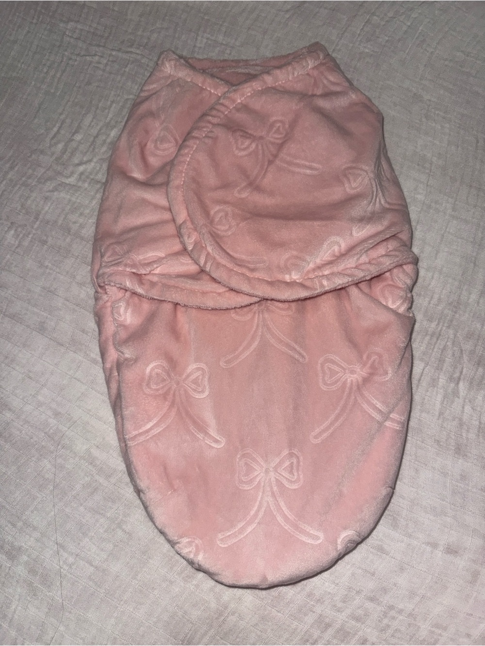 Soft Pink Bow Print Fleece Baby Swaddle